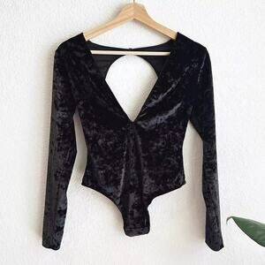 Victoria's Secret Plunge Neck Crushed Velvet Bodysuit XS/S Witchy Goth Sexy Punk